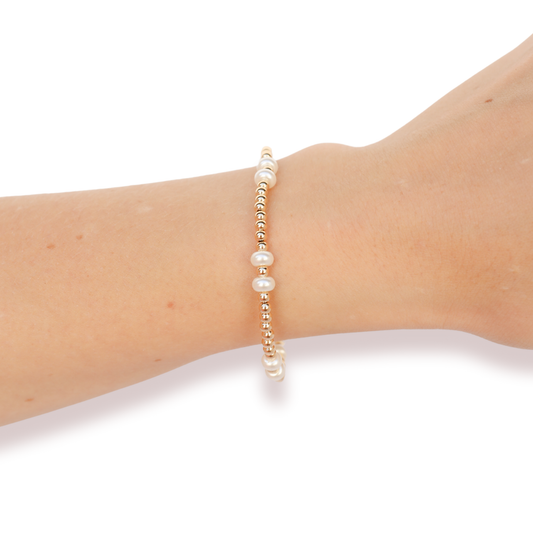 Bethani Pearl Bracelet in Gold