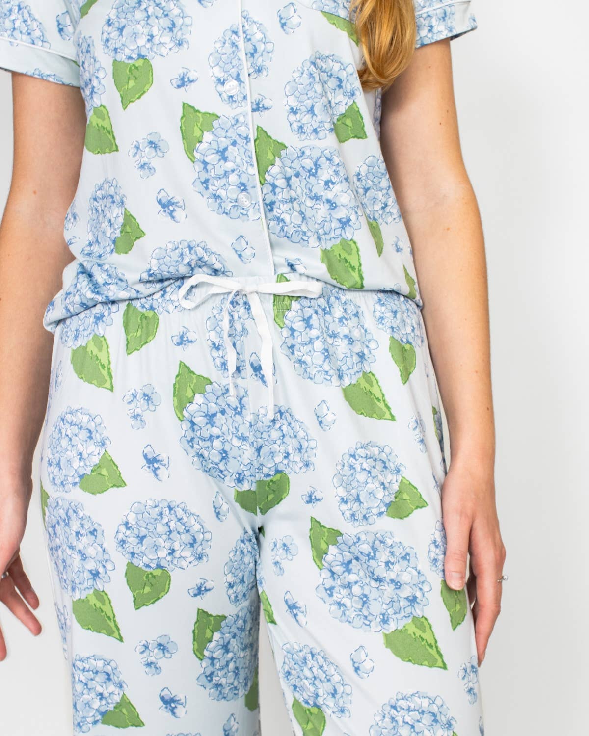 Hydrangea Short Sleeve Top with Pants