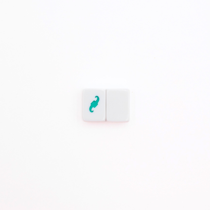 MINI TRAVEL MAHJONG  |  Mini Anywhere Series  |  White