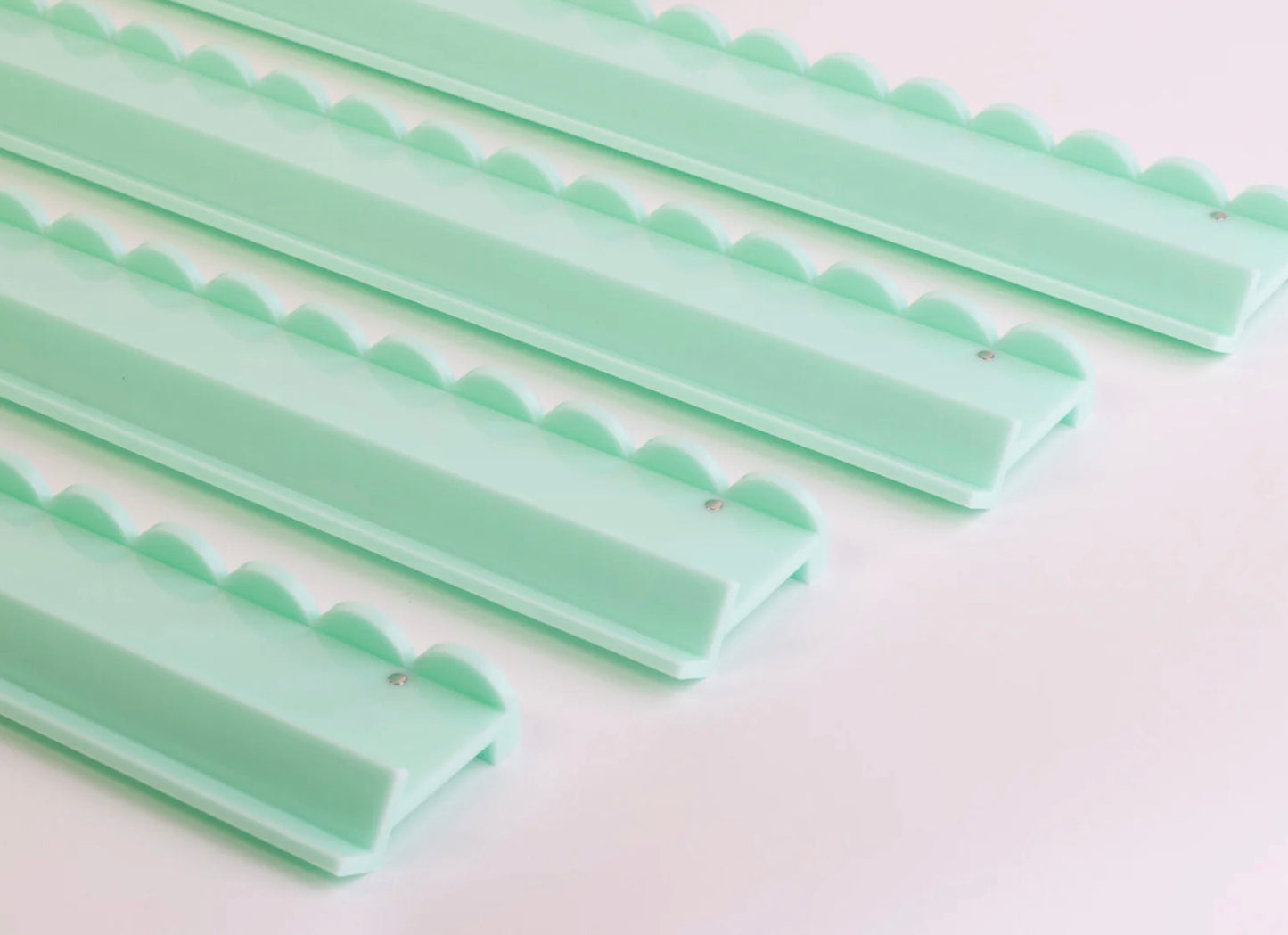 Scalloped Acrylic Racks- Miss Mahjong